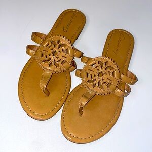 Circus by Sam Edelman Patent leather  tan neutral color size  8 Thong Sandals